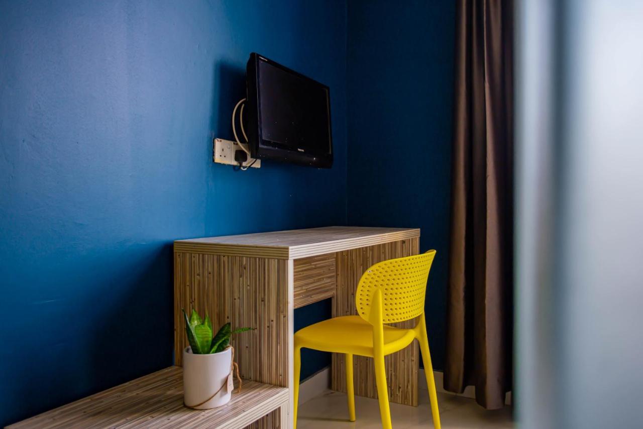 Beez Hotel クアラルンプール エクステリア 写真